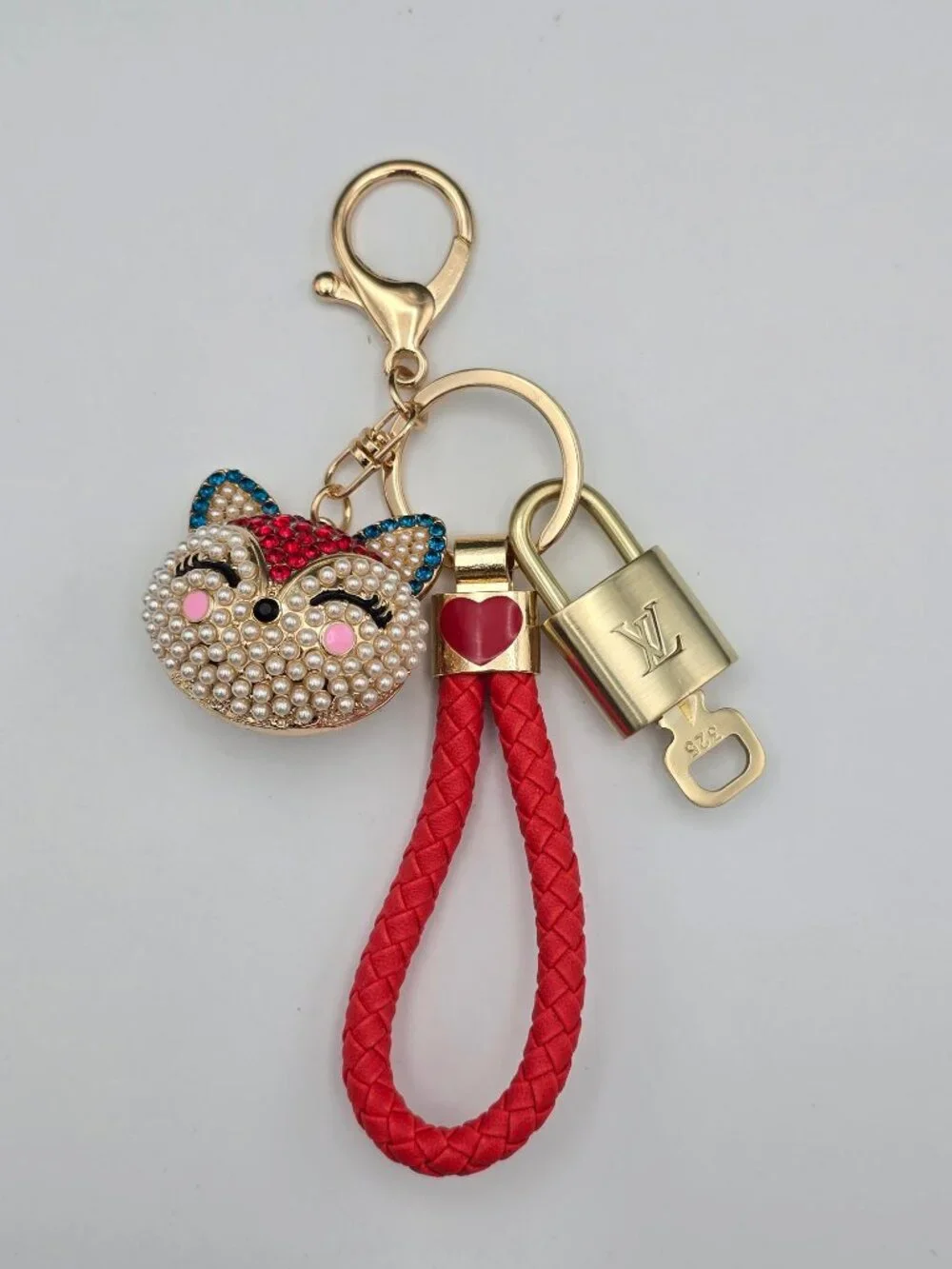 LV Gold Padlock 🔑 Authentic Louis Vuitton Charm + Unbranded Fox Head Keychain - Picture 7 of 11